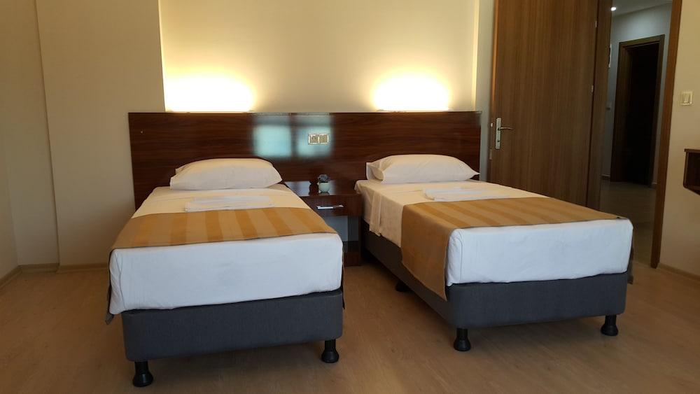 Midi Suites & Hotels อลันยา ภายนอก รูปภาพ