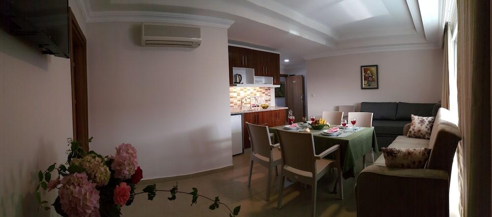 Midi Suites & Hotels อลันยา ภายนอก รูปภาพ